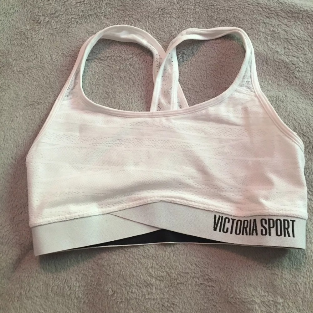 Victoria Sport The Player Racerback Sport Bra Sm